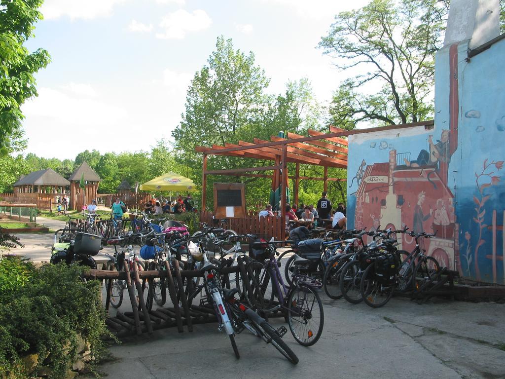 ZOOPARK Zelčín Villa Mělník Exterior foto